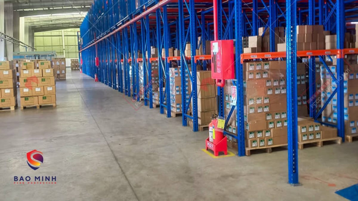 so sánh bình chữa cháy CO₂ và bình bột